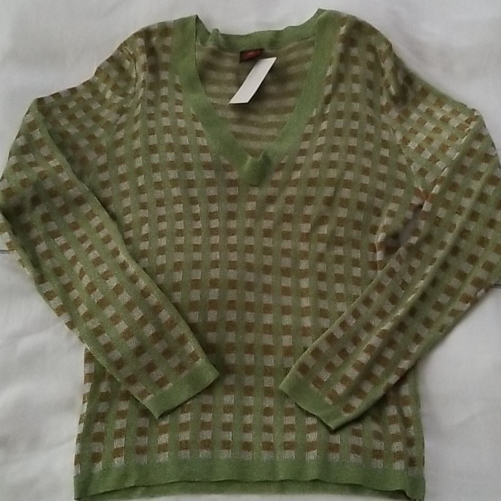 V neck sweater happy sheep size small